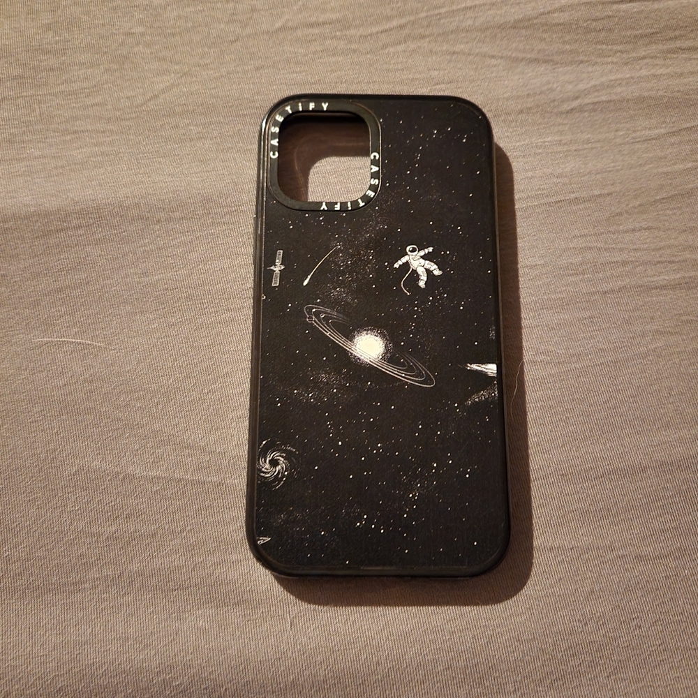 Casetify iphone 12/12 pro case
